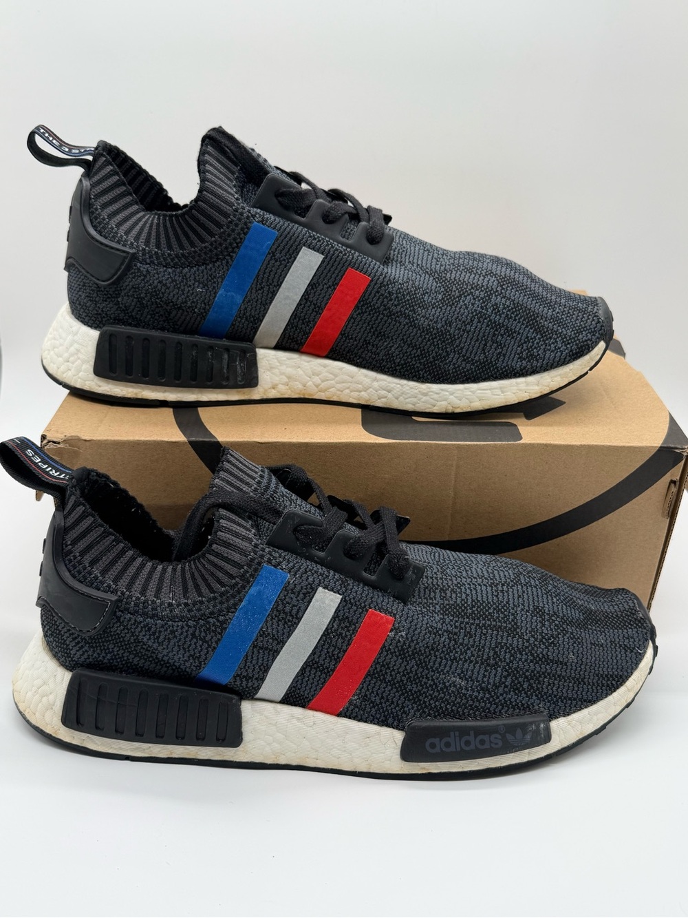 Addidas NMD R1 - Picture 3 of 4